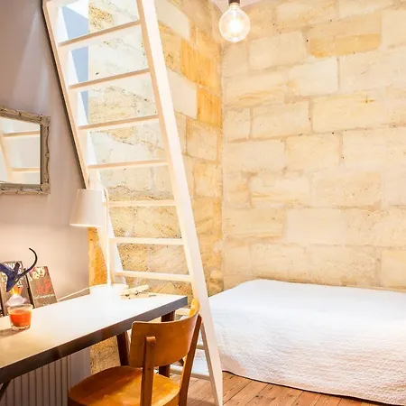 Appartement Exceptionnelle Maison, Emplacement De Reve Dans Le Quartier Trendy De