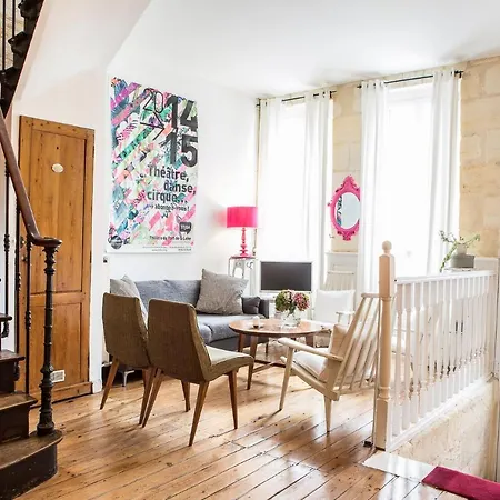 Exceptionnelle Maison, Emplacement De Reve Dans Le Quartier Trendy De شقة *